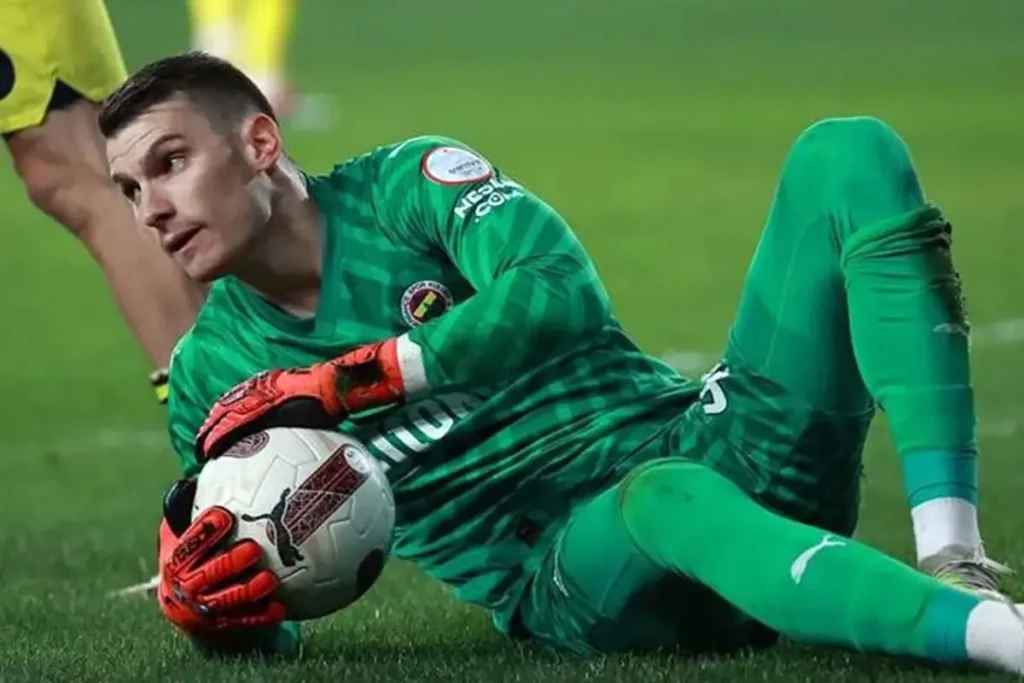 Dinamo Zagreb’ten Livakovic için Fenerbahçe’ye teklif