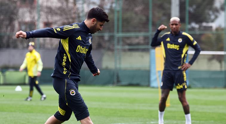 Fenerbahçe’de Beşiktaş derbisi mesaisi sürdü